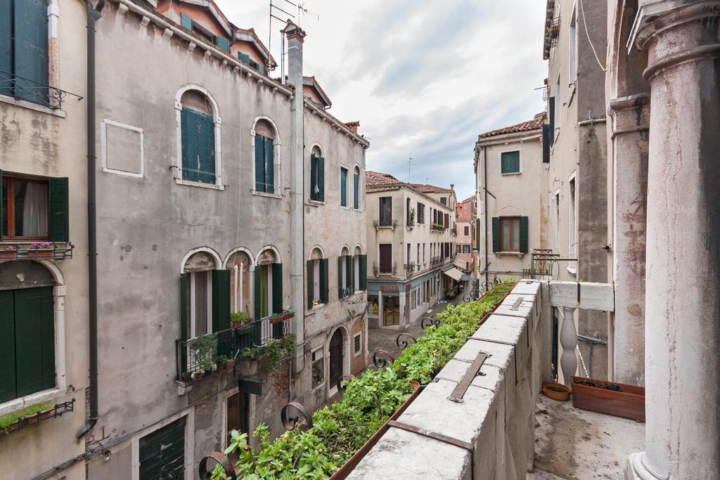 Appartamento Dei Frari Venice Room photo